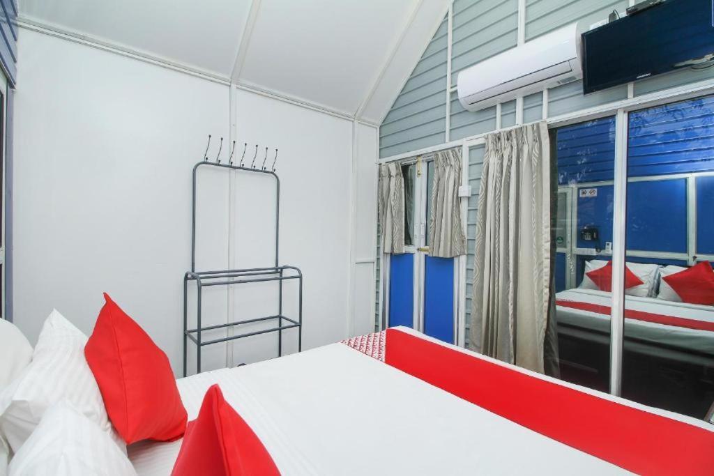 Airport A4 Transit Hub - Eco Chalets Katunayaka Ngoại thất bức ảnh