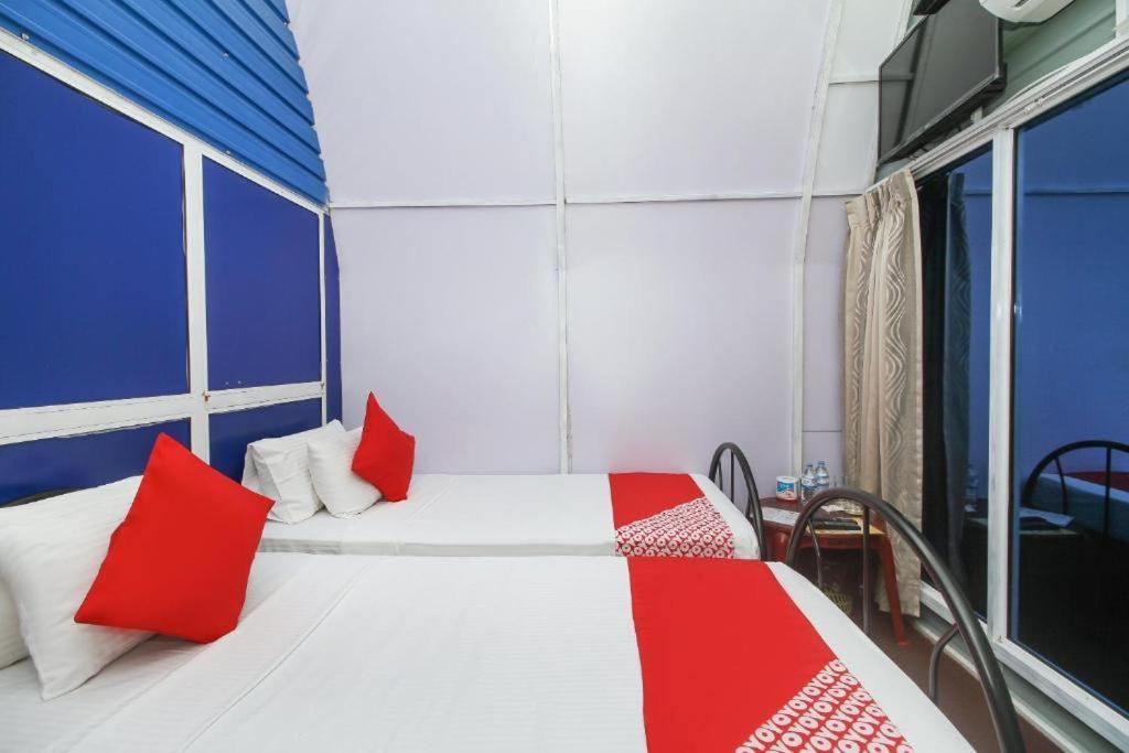 Airport A4 Transit Hub - Eco Chalets Katunayaka Ngoại thất bức ảnh