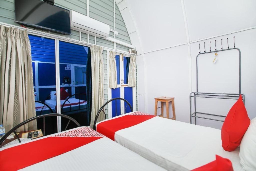 Airport A4 Transit Hub - Eco Chalets Katunayaka Ngoại thất bức ảnh